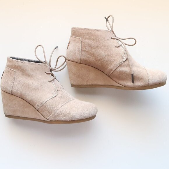 Toms Taupe Suede Leather Wedge Heel Lace-up Ankle Boots Booties Size 8 - Picture 12 of 16